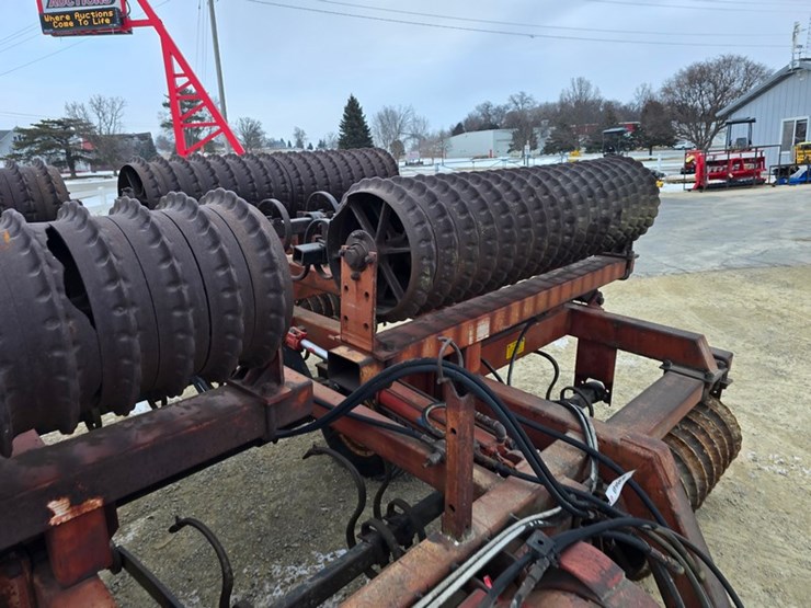 international-415-image-11