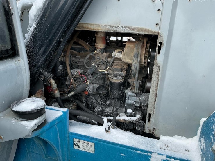 2006-genie-gth1056-image-13