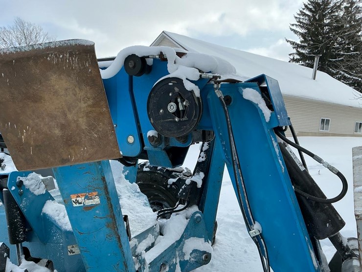 2006-genie-gth1056-image-31