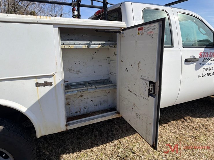 2013-chevrolet-2500-image-19