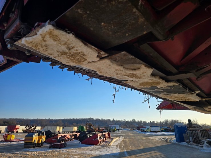 case-ih-820-image-17