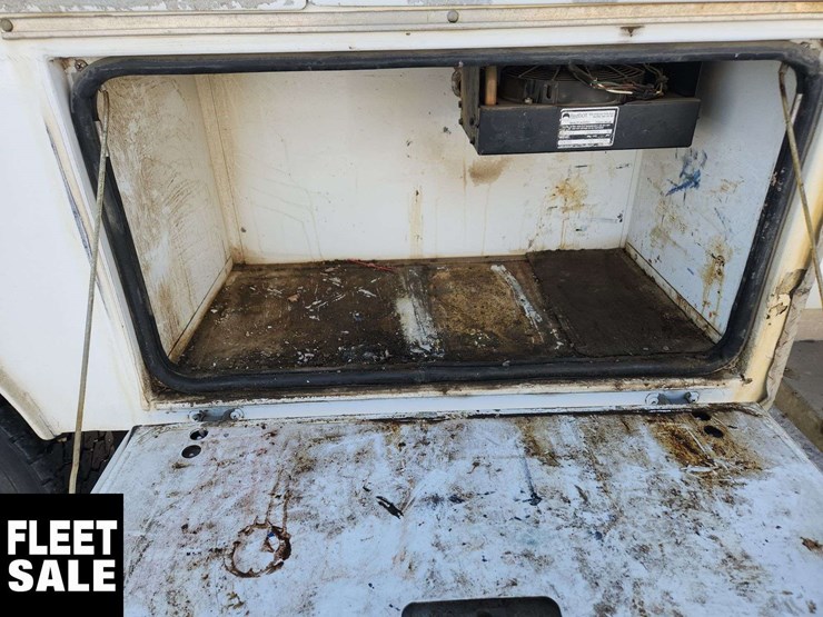 2012-ram-5500-4x4-s/a-service-truck-image-38