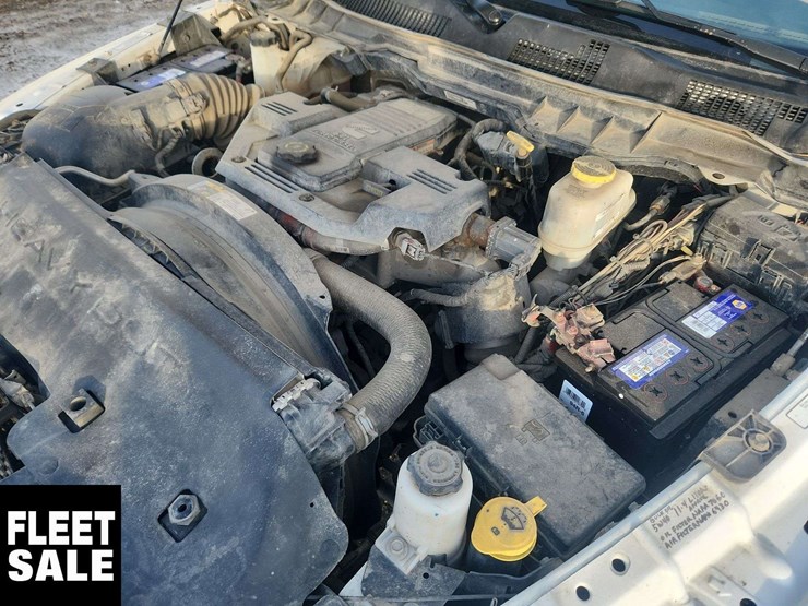 2018-ram-5500-slt-image-38