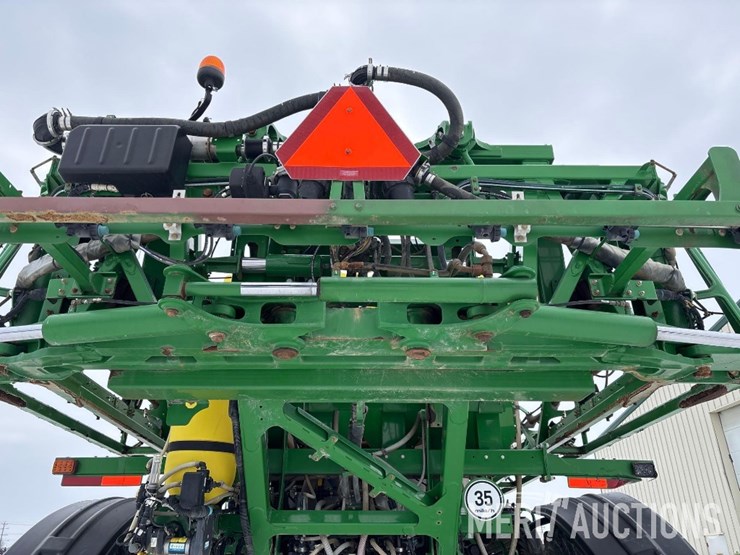 2018-john-deere-r4045-image-25