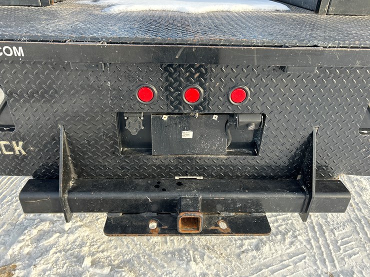 2021-ford-f550-image-35