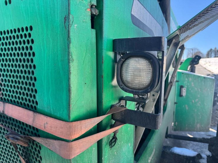 2013-sky-trak-6042-image-17