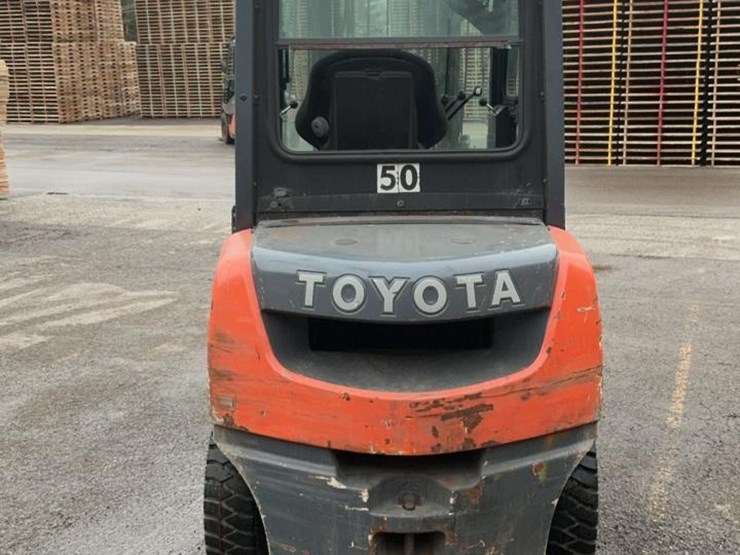 2018-toyota-8fdu25-image-4