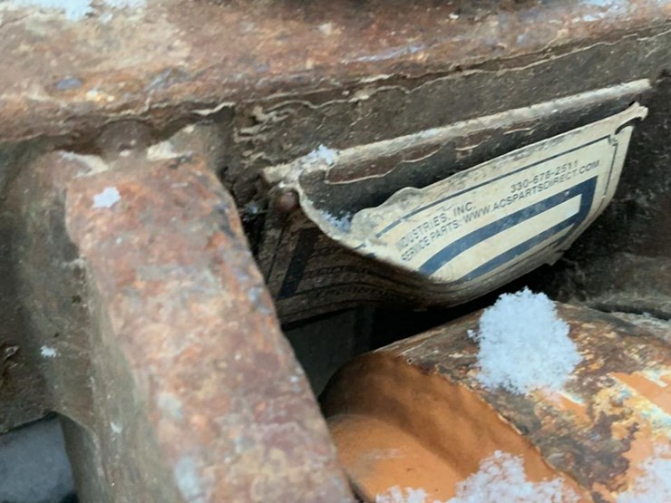 2016-case-621f-xr-image-64