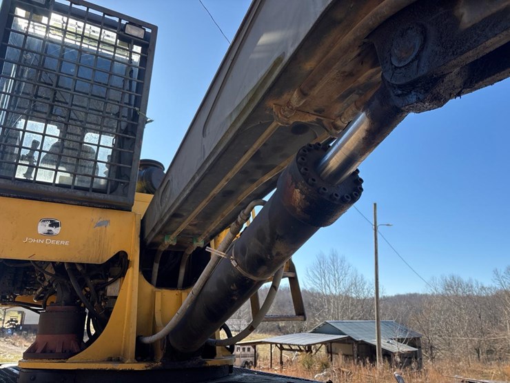 2005-deere-437c-image-17