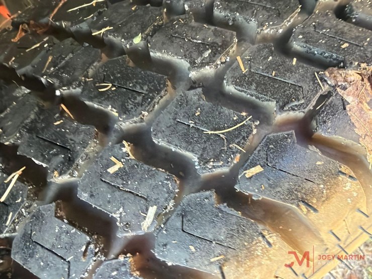 bobcat-5600-toolcat-utv-image-8