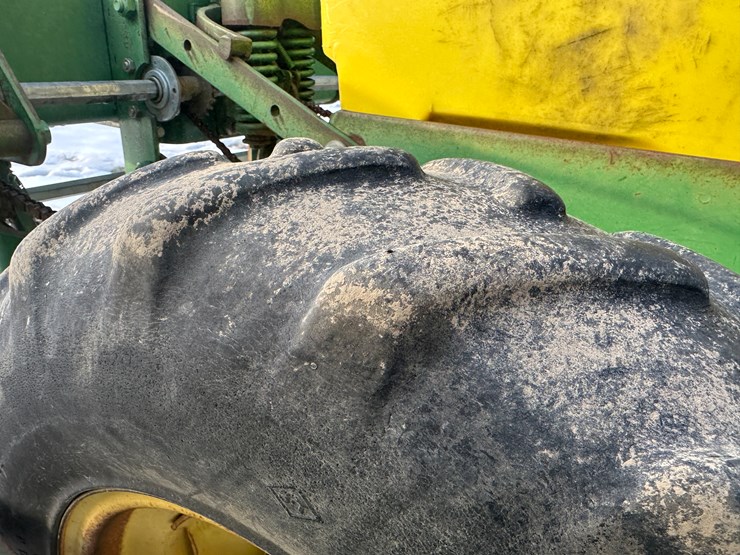 john-deere-1720-image-6