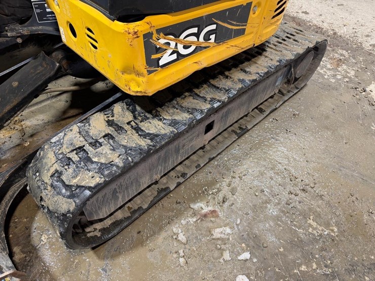 2020-deere-26g-image-15