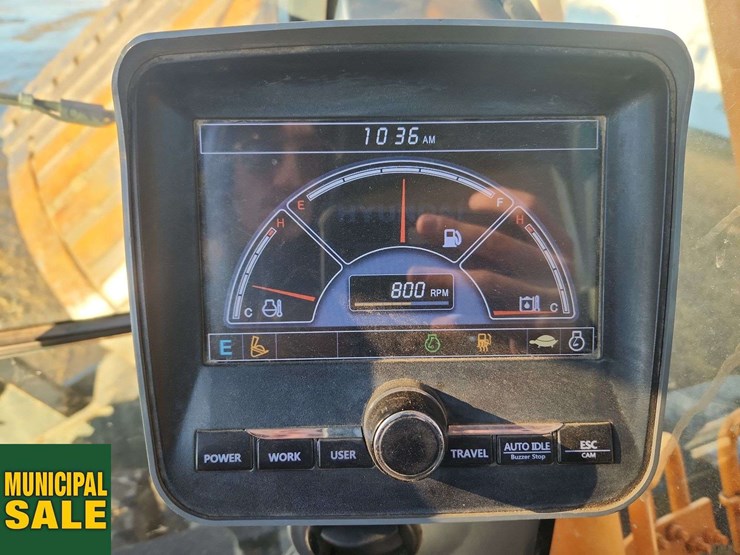 2012-hyundai-r140-w-9-excavator-image-13