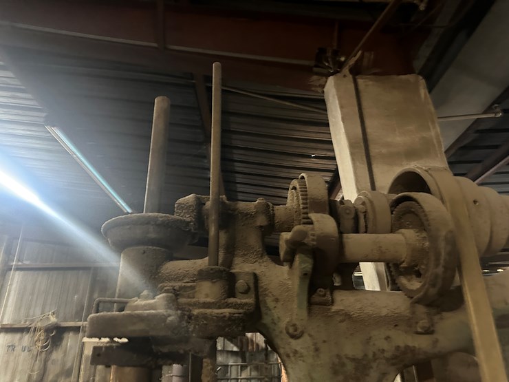 #38470-•-allen-bradley-cincinnati-drill-press-image-12