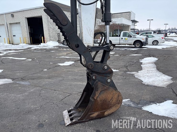 2019-bobcat-e85-image-29