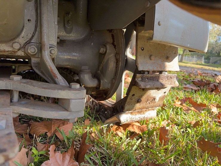 caterpillar-ten-orchard-image-55