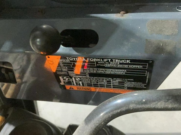 2018-toyota-8fdu25-image-31