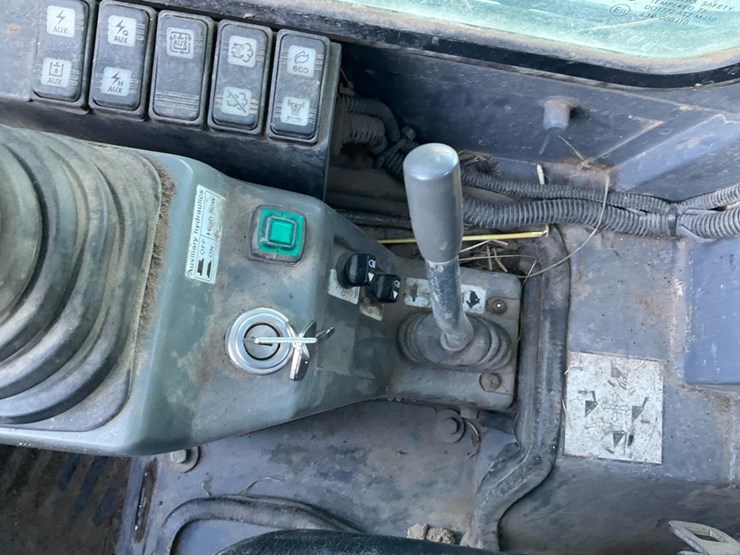 2012-takeuchi-tl10-image-55