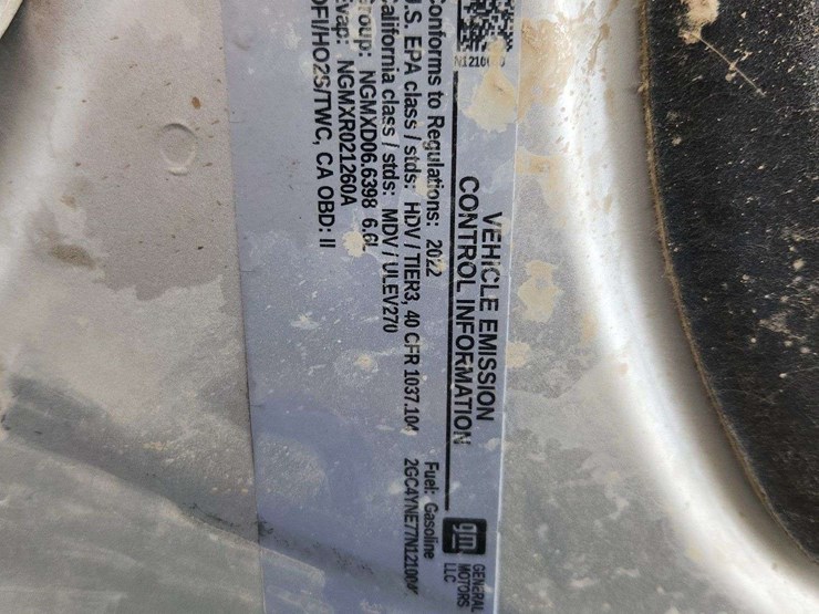 2022-chevrolet-silverado-2500hd-image-32