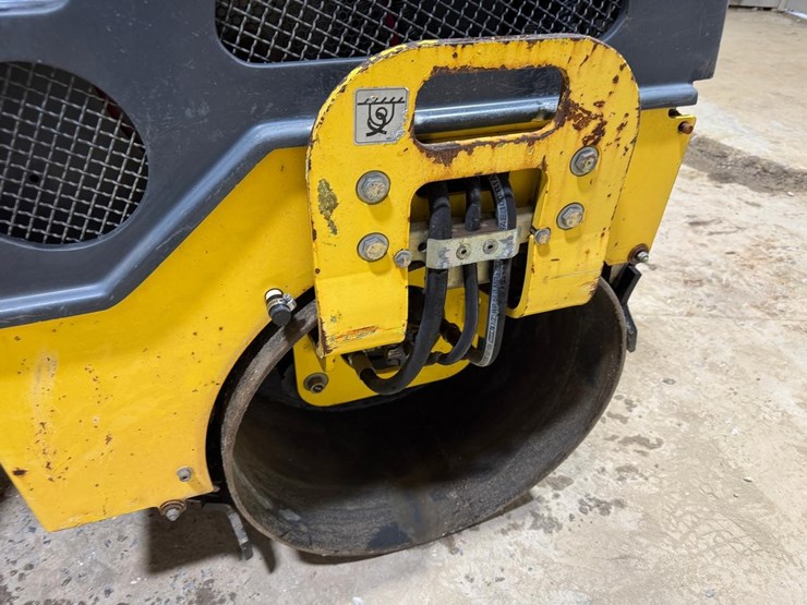2013-bomag-bw900-50-image-15