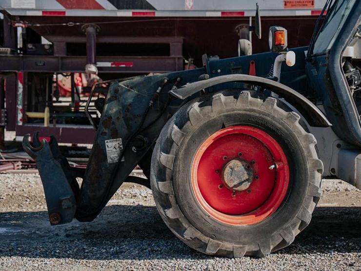 2005-bobcat-v723-image-52