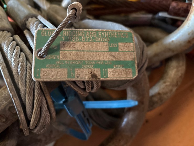 #437-•-lot-of-harnesses-and-shackles-image-4