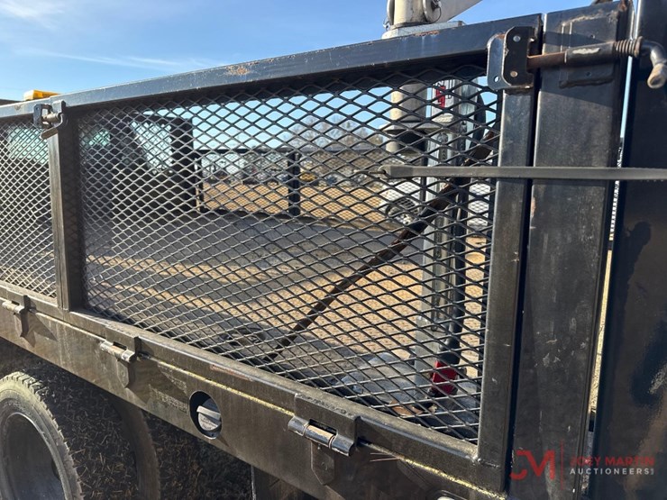 2017-ford-f550-xl-image-12