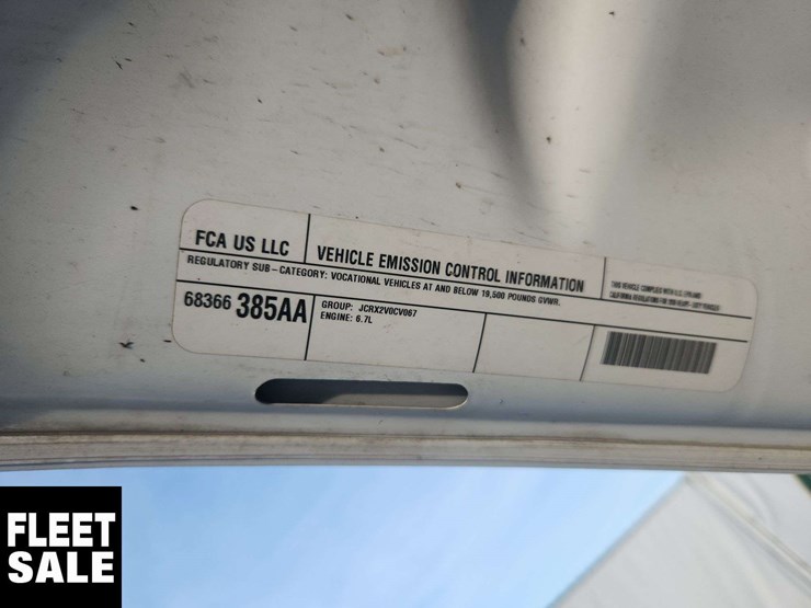 2018-ram-5500-slt-image-39