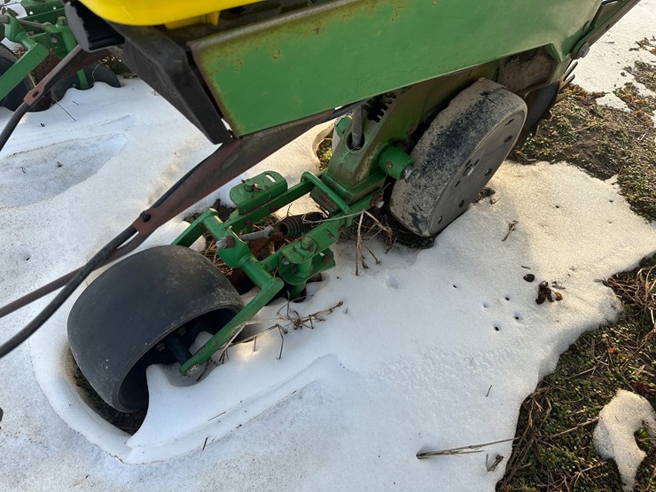 john-deere-1720-image-25