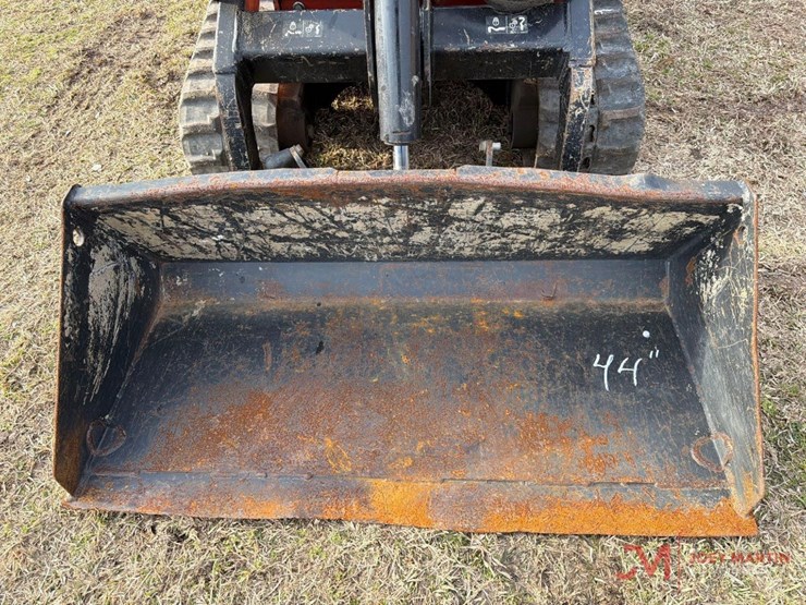 2019-ditch-witch-sk800-image-8