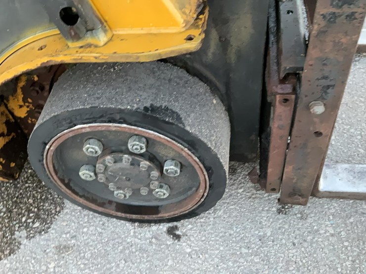 2008-caterpillar-c5000-image-34