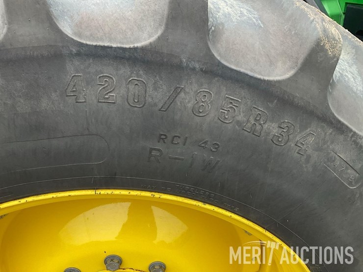 2023-john-deere-8r-370-image-13