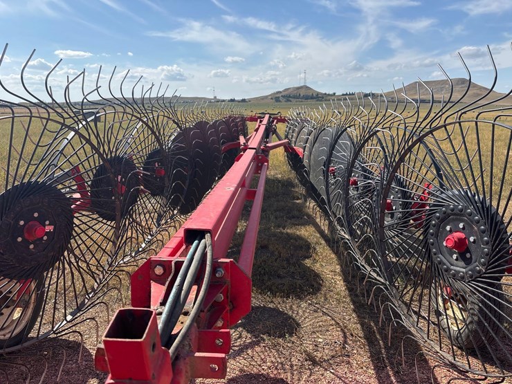 2007-harvestman-rtvh-rake-image-6