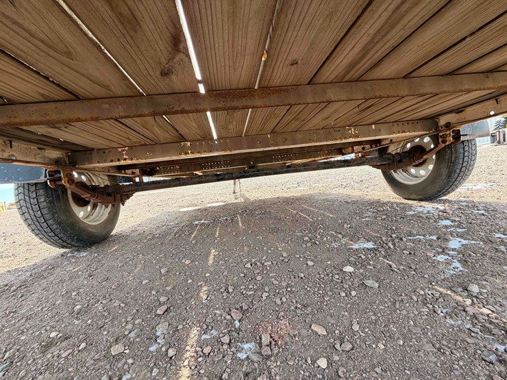 2013-custom-trailer-image-9