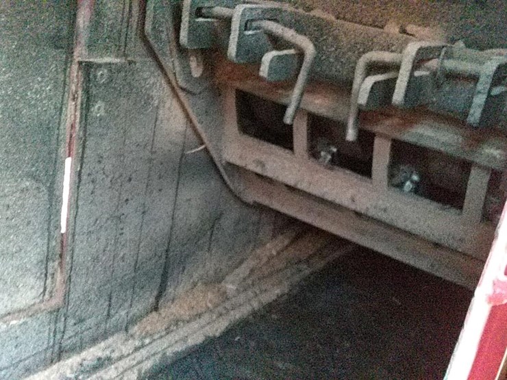 2002-john-deere-2-image-15