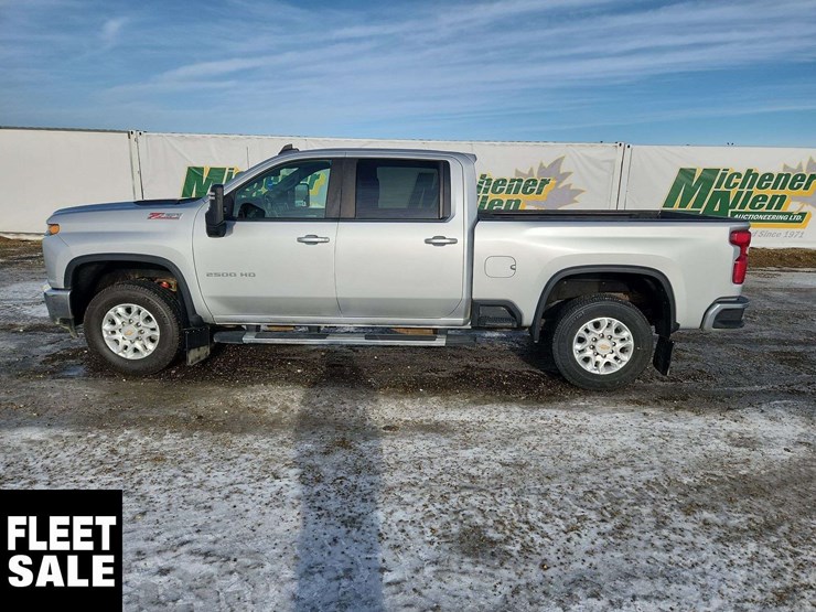 2022-chevrolet-silverado-2500hd-image-6