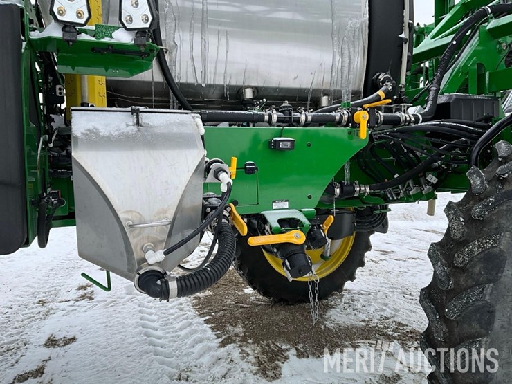 2024-john-deere-408r-image-15