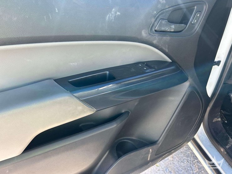 2018-chevrolet-colorado-image-11