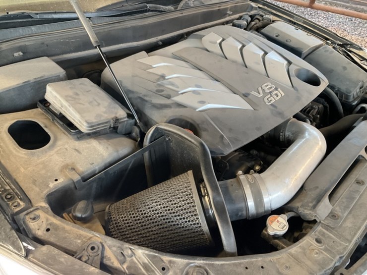 2012-hyundai-genesis-sdn-image-14