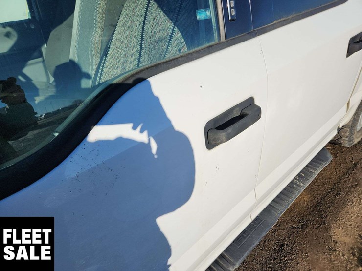 2017-ford-f150-image-39