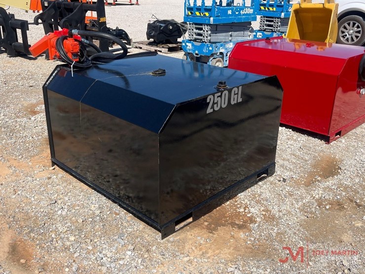 new-x-star-250-gal-fuel-transfer-tank-w/-electric-pump-image-1