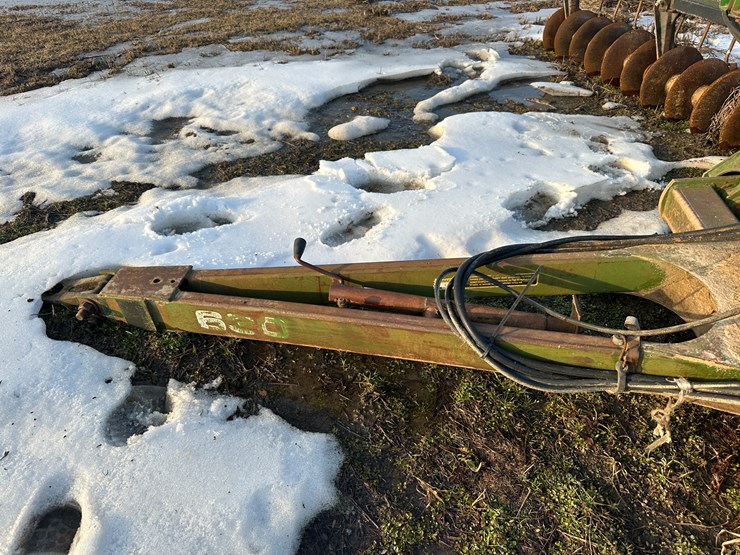 john-deere-630-image-47