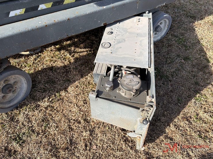 2016-skyjack-sjiii3219-image-12