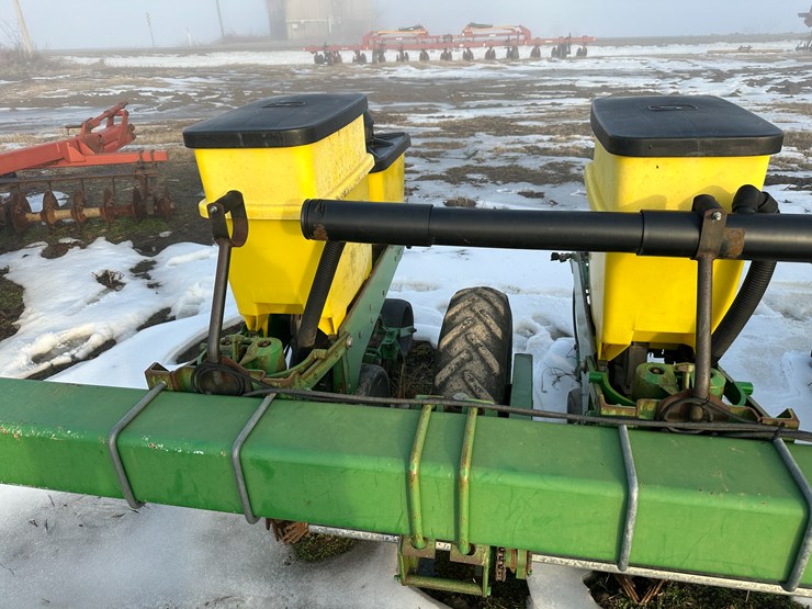 john-deere-1720-image-92