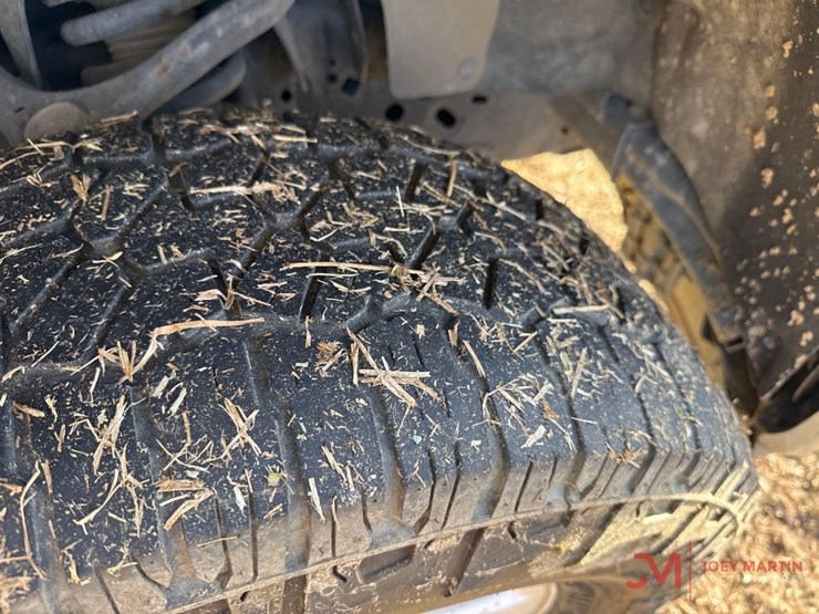 2021-ford-f150-xlt-image-17