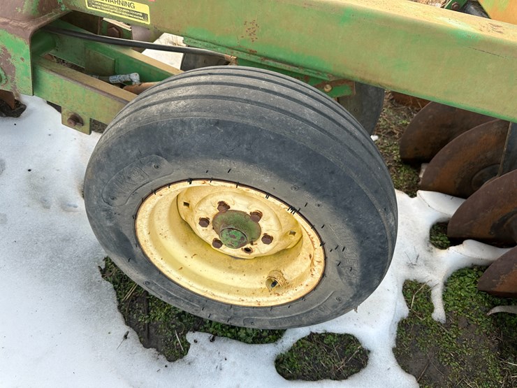 john-deere-630-image-6