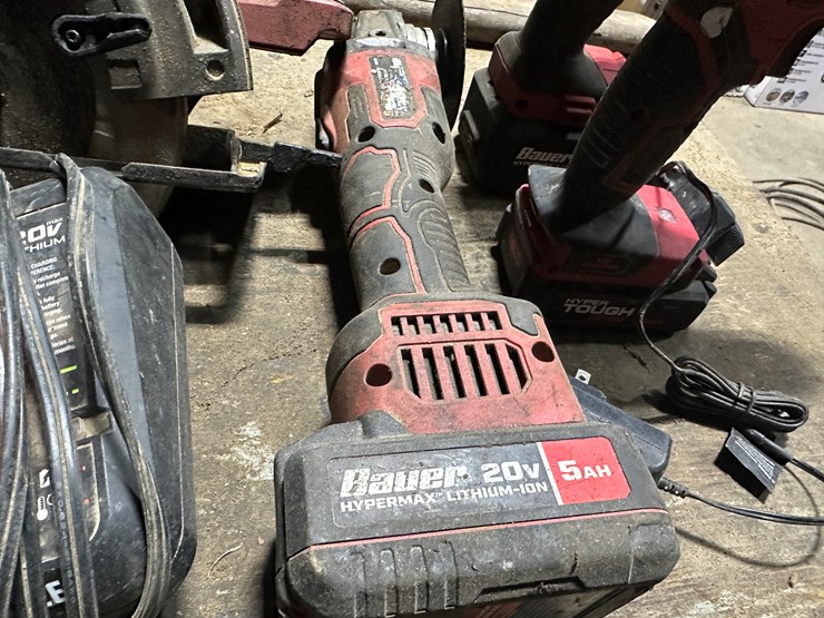 #38484-•-bauer-saw,-drills,-grinder,-&-batteries-image-5