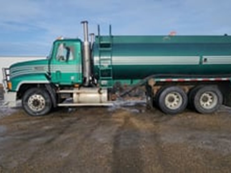 1993-mack-ch613-image-5