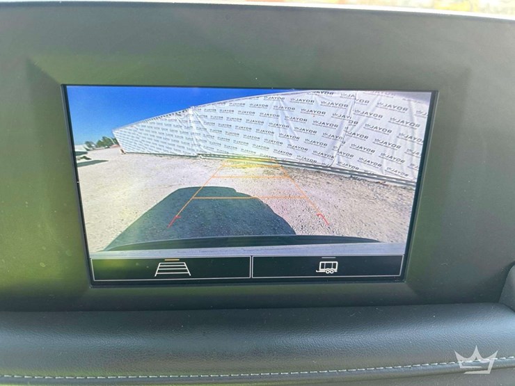 2022-chevrolet-tahoe-image-18