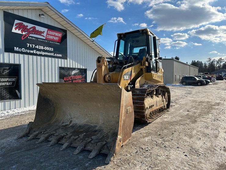 2017-caterpillar-963k-image-8